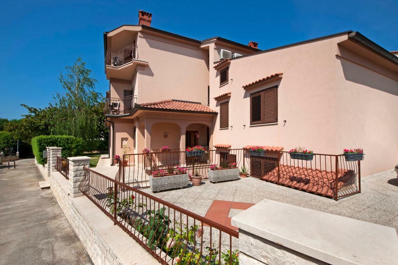 Apartman Len *